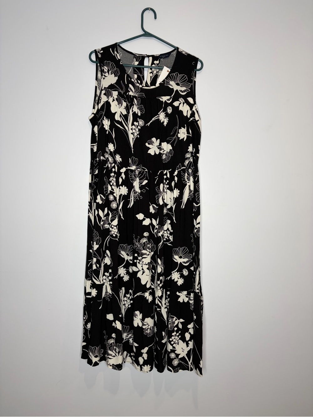 Denver Hayes Black and White Floral Maxi Dress